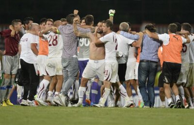 Cristescu, acuzat că şi-a bătut joc de doi dintre jucătorii care au salvat Rapidul: "Să-şi facă datoria de patron!"