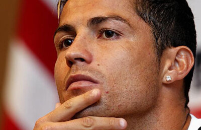 Ronaldo îi răspunde ironic lui Mourinho: ”Eu nu scuip în farfuria din care mănînc”