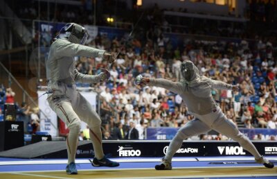 FOTO Dolniceanu a pierdut în semifinalele Campionatelor Mondiale de la Budapesta şi rămîne cu medalia de bronz
