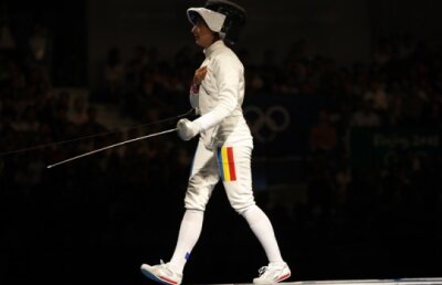 Ana Maria Brînză i-a răspuns lui Geambaşu: "Aştept ziua în care voi ţine pumnii naţionalei în sferturile CM"