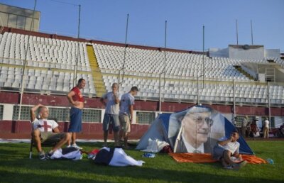 Maria Andrieş despre comunicatul FRF către fanii rapidişti aflaţi în grevă » Daţi-le pîine, nu texte!