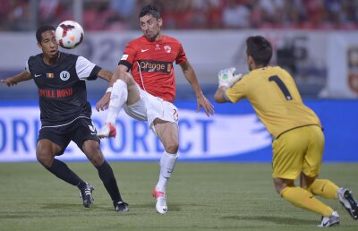 Danciu-gol a fost SMURD » Mulţescu şi jucătorii de la Dinamo îl felicită pe atacantul cu 214 goluri în Liga 1