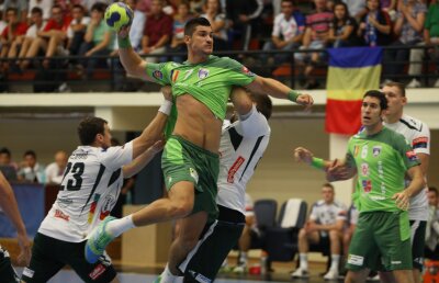 La un pas de Ligă » HCM Constanţa a trecut de KRAS Volendam şi va juca cu Porto pentru un loc în Ligă