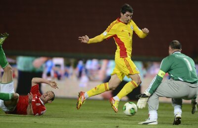 Cu cine atacăm, Piţi? » Selecţionerul e indecis în privinţa omului din avanposturi: are de ales dintre Stancu, Marica şi Bucur