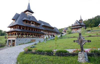 Băieţii de la Mănăstire » Cine e Avîntul Bîrsana, echipa care va întîlni Steaua în 16-imile Cupei