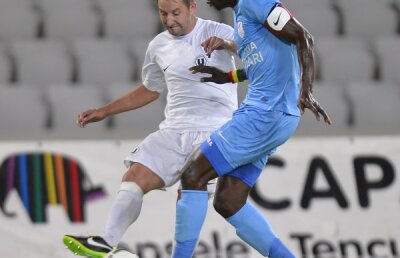 VIDEO Amînare la execuţie » Fanii Universităţii s-au războit cu Ganea, iar Săgeata a scos un punct la Cluj, 1-1