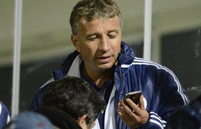 Dan Petrescu refuză să ia parte la strategia de imagine a Stelei de dinaintea meciului cu Chelsea: "Nu vreau să repet şocul!"