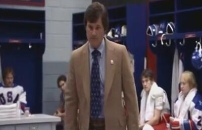 VIDEO "Miracolul" lui Reghe » Filmuleţul folosit de tehnician pentru a-i motiva pe stelişti înaintea meciului cu Chelsea