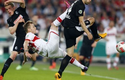 Extra Maxim » Bobici şi Schneider vor mai mult de la mijlocaşul român: ”Nu-şi dă seama cît de mult contează în echipă!”