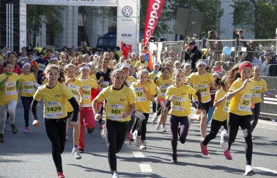 Orăşelul copiilor activi » Peste 1.800 de copii au alergat ieri în Bucureşti, în "prologul" Maratonului Internaţional de azi