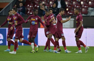 VIDEO Spectacol total în Gruia » CFR Cluj - Oţelul 7-2