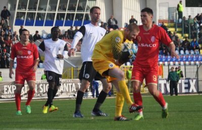 VIDEO+FOTO Om în plus degeaba » Botoşaniul a jucat aproape o repriză în superioritate, însă a obţinut doar un egal, 1-1 cu U Cluj