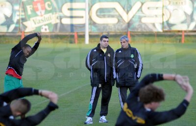 FOTO EXCLUSIV Ciobotariu s-a înţeles cu Porumboiu şi a condus deja primul antrenament al Vasluiului