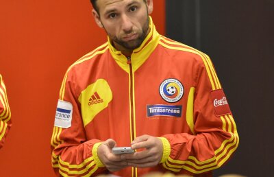 Selecţionerul şi căpitanul prefaţează jocul cu Olanda » Piţi: "Am emoţii!", Raţ: "Turcia e mai valoroasă decît România"