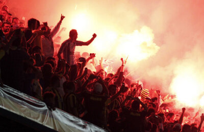 FOTO Infern la Istanbul » Turcii îşi pregătesc fanii pentru o victorie cu Olanda!