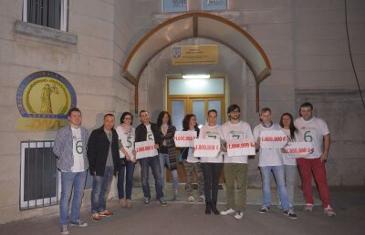 TOLO.RO: Cititorii au ajuns în faţă la DNA – din Gala Bute lipsesc 1 milion de euro!