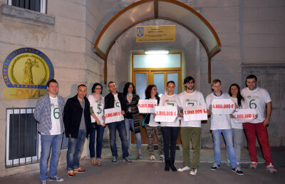 GALERIE FOTO Finish la DNA » Povestea jocului ”Unde-s banii din Gala Bute” în imagini