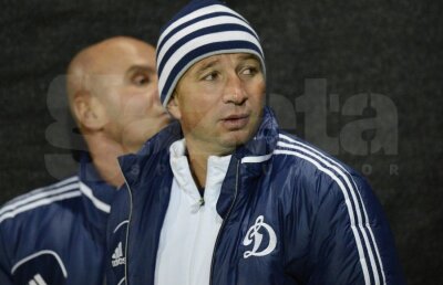 Vor să scape de Dan Petrescu! » Şefii de la Dinamo Moscova au contactat un antrenor italian