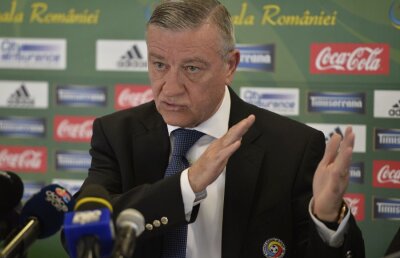 Mircea Sandu laudă un antrenor şi se ia de doi juniori: "Sînt mari fotbalişti la Inter, dar eu n-am auzit de ei"