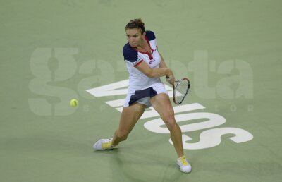 FOTO » Halep a revenit incredibil în setul decisiv cu Ivanovici şi s-a calificat în finala de la Sofia, unde o va întîlni pe Stosur!