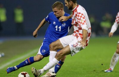 VIDEO Simunazici » Croaţii s-au calificat, dar sînt acuzaţi de incitarea fanilor