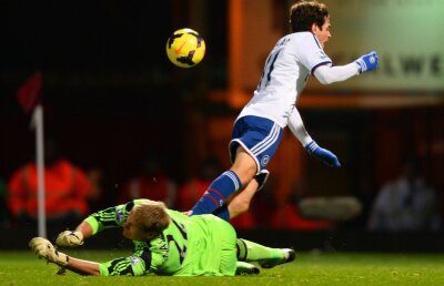 VIDEO Nici Raţ n-ar fi făcut mai mult » Fundaşul tricolor a ratat meciul cu Chelsea, scor 0-3