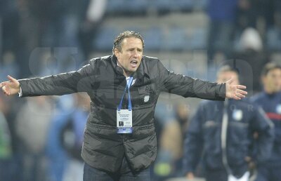 Reghe, nervos la finalul partidei cu Pandurii: "Sînt nemulţumit! Cu Schalke nu trebuie să facem asta"