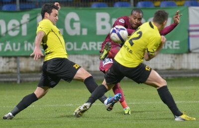 VIDEO SuperMario, ca de obicei » Portarul CFR-ului a fost eroul meciului cu Braşov, scor 0-0