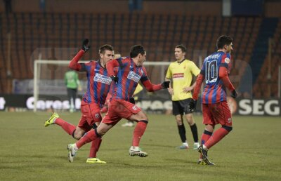 VIDEO şi FOTO Pradă uşoară » Ceahlăul - Steaua 0-2 şi roş-albaştrii depăşesc pasa proastă înaintea dublei cu Astra