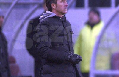 Mihai Stoica anunţă mişcări de trupe în Ghencea: "Aducem 2 superjucători! Dar vom şi vinde mulţi" » Amical cu o echipă de la mondialul cluburilor