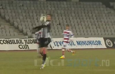 VIDEO Iluzie optică » Meciul U Cluj - Oţelul 1-0 a fost decis de o fază controversată