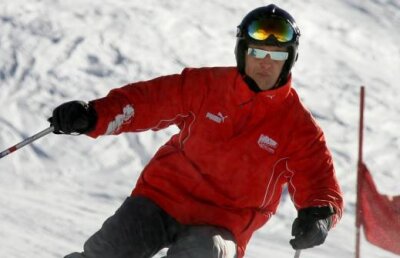 UPDATE Noutăţi despre starea lui Schumacher: "După a doua operaţie am remarcat o uşoară îmbunătăţire"