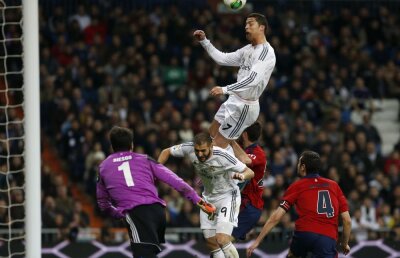 VIDEO Chiar e la un alt nivel » Cristiano Ronaldo a reuşit o săritură pe care mulţi jucători din NBA ar fi geloşi