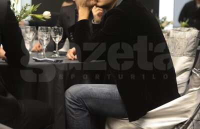 Gabi Iancu, episodul 2! Mijlocaşul Stelei a ieşit din nou în evidenţă datorită încălţămintei :)