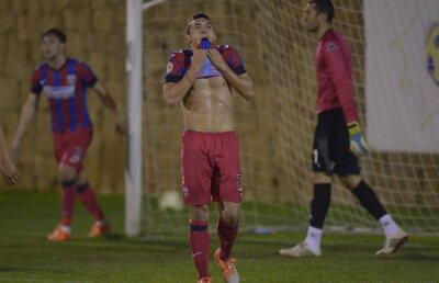 "Au dat-o la întors" » Dinu Gheorghe îi ironizează pe stelişti după primul cantonament