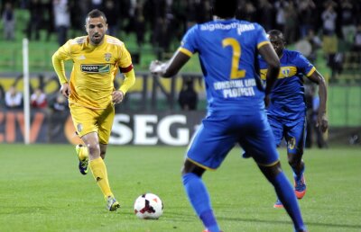 Costă 786.000 de euro! » Steaua a acceptat solicitările Vasluiului şi ale lui Lucian Sînmărtean. Azi sau mîine se face transferul