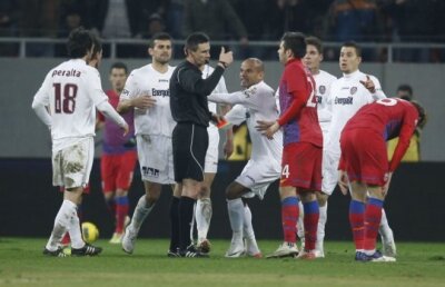CCA a anunţat arbitrul de la Steaua - Chiajna » Roş-albaştrii sînt neînvinşi cu el la centru pe teren propriu
