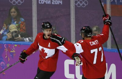 UPDATE Arţar de aur » Canada o învinge clar pe Suedia în marea finală de la Soci!