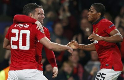 FOTO şi VIDEO Manchester salvată de genialul Van Persie, Borussia calificare cu emoţii » United şi Dortmund completează lista echipelor ajunse în sferturile Ligii