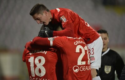 Ce primă au promisă dinamoviştii pentru trei victorii în următoarele trei meciuri