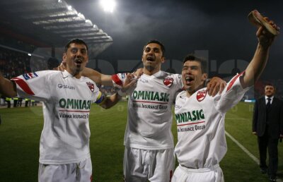 Reconstrucţie "middle age" » New Dinamo, marca Ionuţ Negoiţă, e mai "bătrînă" decît ultima echipă campioană a "cîinilor"!