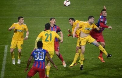 Adrian Porumboiu exultă: "A fost ca pe vremea lui Ştefan cel Mare" » Glume despre Temwanjera: "Era obosit, e de vîrsta mea" :D