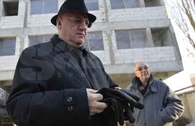 Trei imobile ale lui Dumitru Dragomir au fost puse sub sechestru de procurori