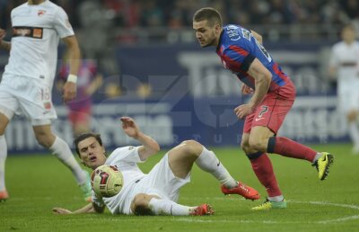 FOTO Fanii cîntă Bolero, jucătorii lui Stoican Marş Funebru » Dinamo - Steaua 1-1 (3-6) şi roş-albaştrii vor juca finala Cupei cu Astra