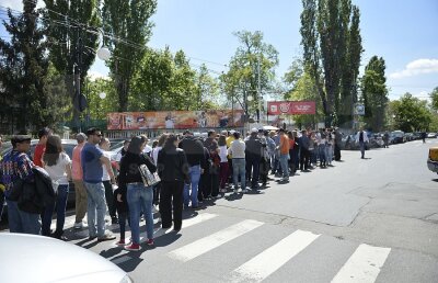 FOTO Interes maxim la BRD Năstase-Ţiriac Trophy » Casele de bilete luate cu asalt astăzi de fanii tenisului