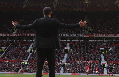 VIDEO Ryan the king! Giggs a cîştigat categoric primul meci pe banca lui Manchester United, 4-0 cu Norwich! Rooney şi Mata au reuşit cîte o "dublă"