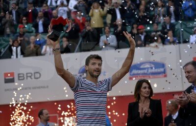 GALERIE FOTO "Micul Federer" a cucerit Bucureştiul! » Grigor Dimitrov e noul campion de la BRD Năstase-Ţiriac Trophy