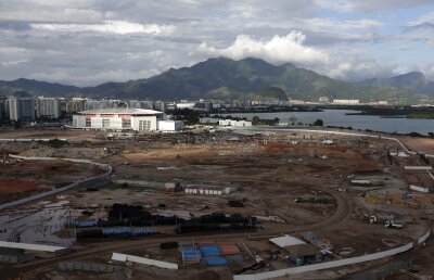 Dezastru complet în Brazilia: "Şi pregătirile pentru Rio 2016 sînt LA PĂMÎNT"