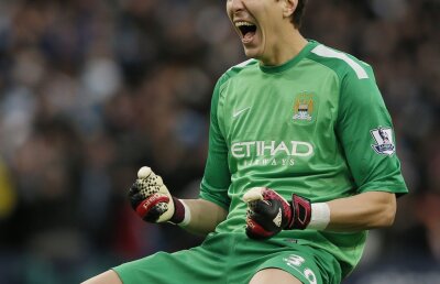 Campion fără medalie » City are titlul în buzunar, însă Costel Pantilimon nu e cel mai fericit om din Manchester