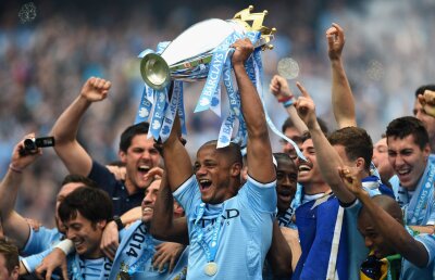 VIDEO Blue Premier » Manchester City e regina! Costel Pantilimon şi colegii, 2-0 cu West Ham, au sărbătorit al patrulea campionat din istorie